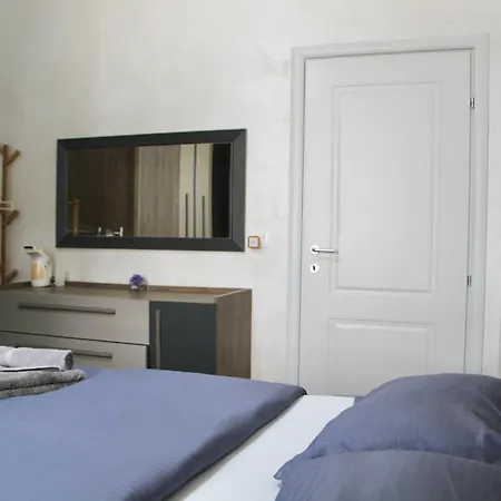 Blue View 4 Apartament *